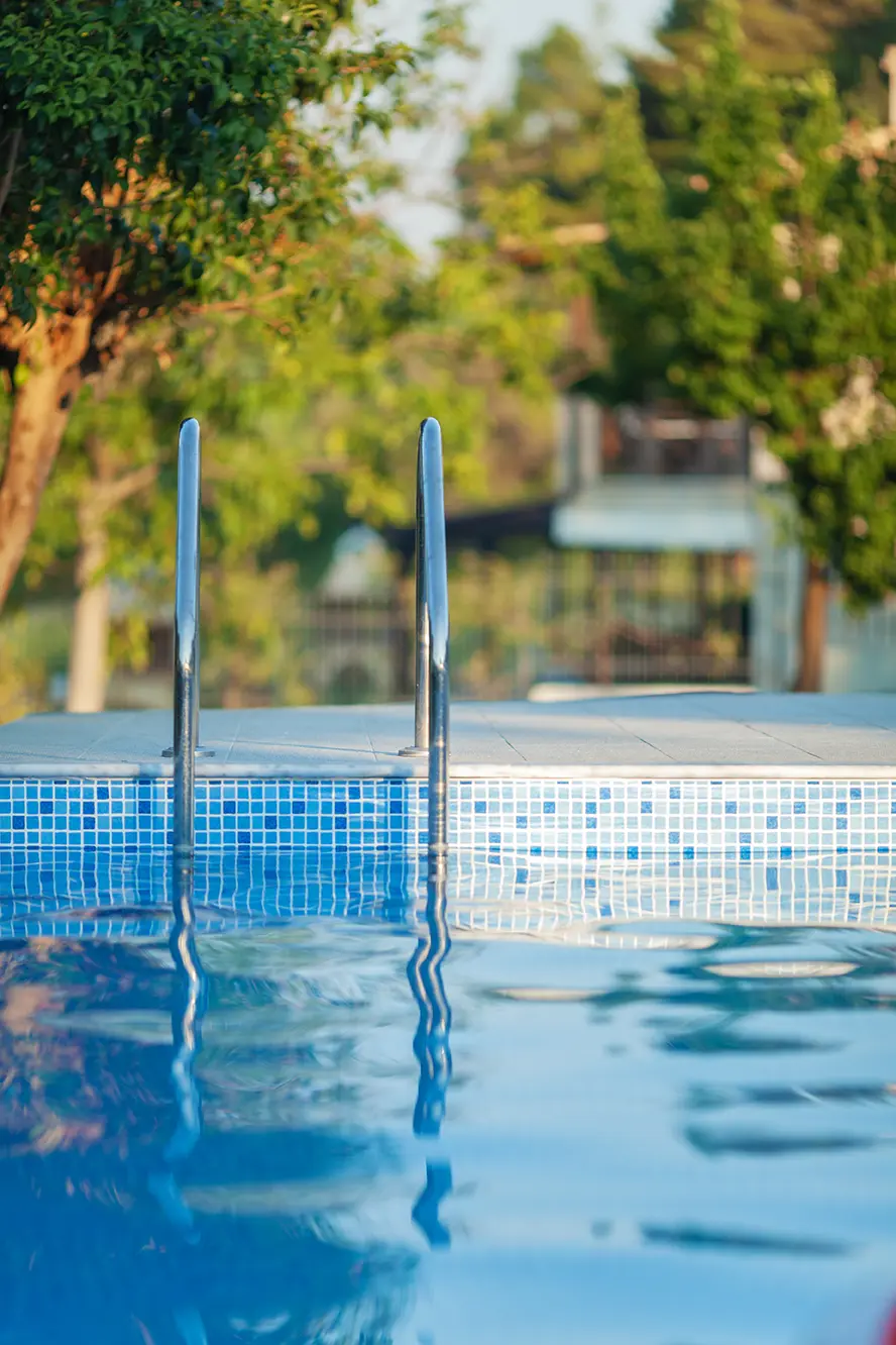 benefits of pool heater